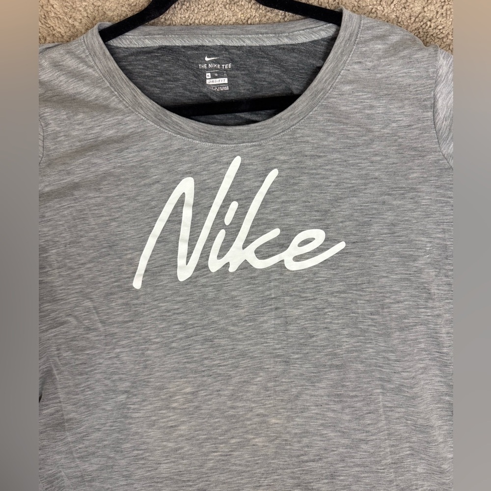 Nike The Nike Tee Dri-FIT Script Logo T-Shirt / Heather Gray / Women’s XL - Picture 3 of 6